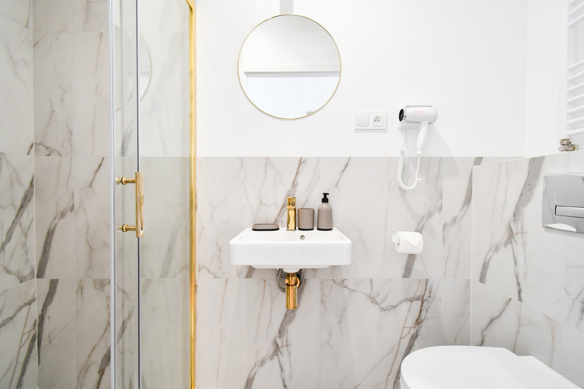 Zdjęcie ogłoszenia