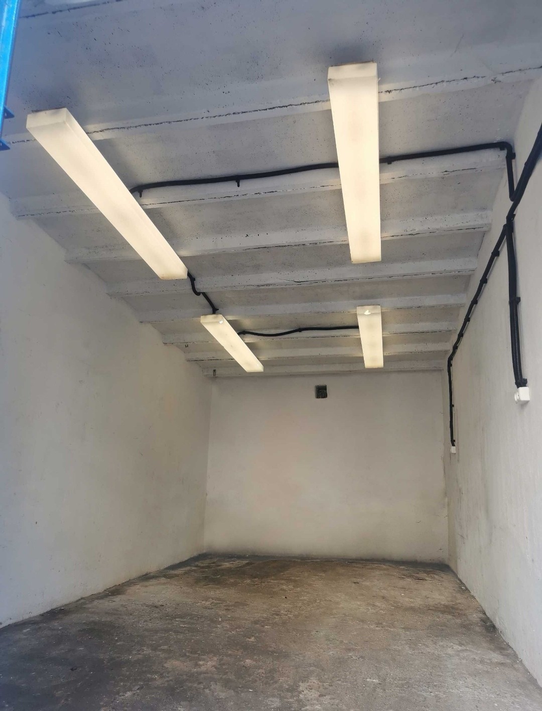 Zdjęcie ogłoszenia