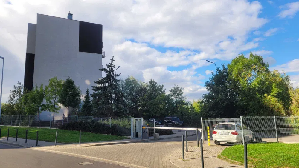 Zdjęcie ogłoszenia